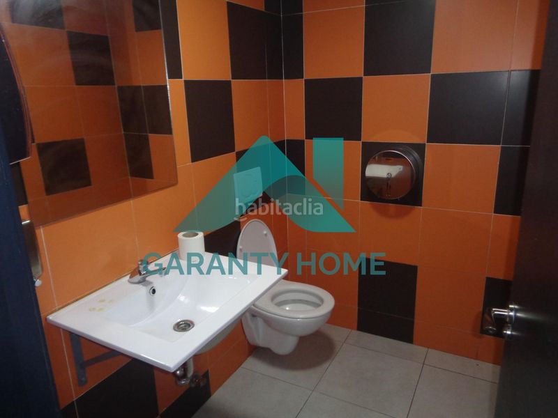 Foto ff361b21-0759-47dc-b970-9c87ae091112. Local comercial a Centro Cáceres