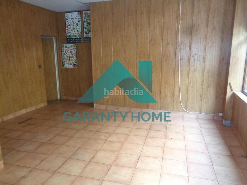Foto 7d2e8a7a-88ba-4b86-93e2-e2700094b73e. Alquiler local comercial se alquila local comercial en zona Centro en Cáceres