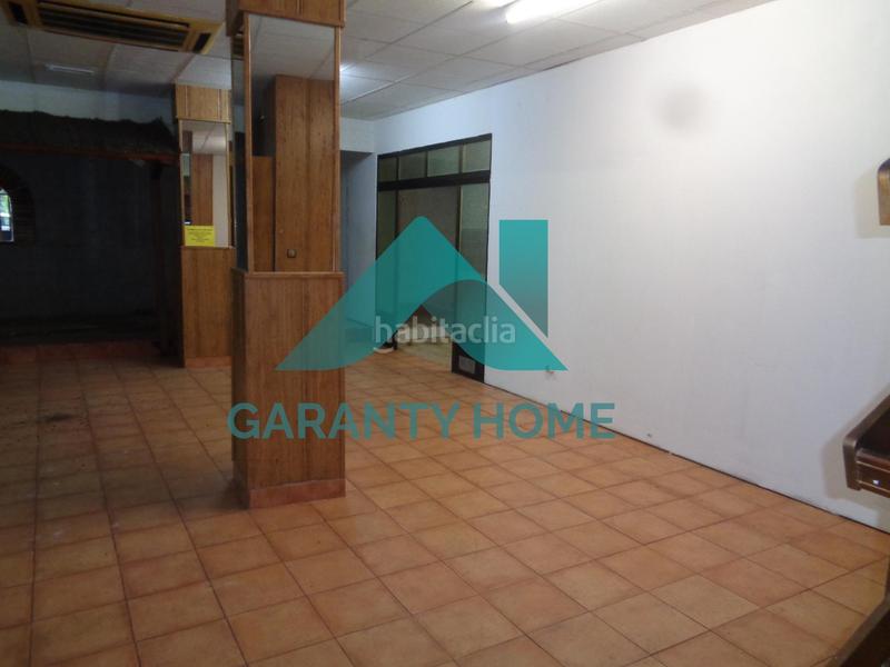 Foto 2989ffea-a77e-481a-bbdd-27bf1185ffb8. Lloguer local comercial a Centro Cáceres