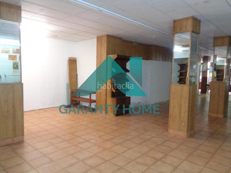 Foto 5a34d955-b929-46d6-9f10-f5c0f1815a86. Lloguer local comercial a Centro Cáceres