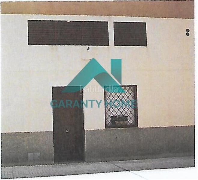 Foto 3b15210e-b24a-4441-9837-fa0f920ebd47. Lloguer local comercial a Centro Cáceres