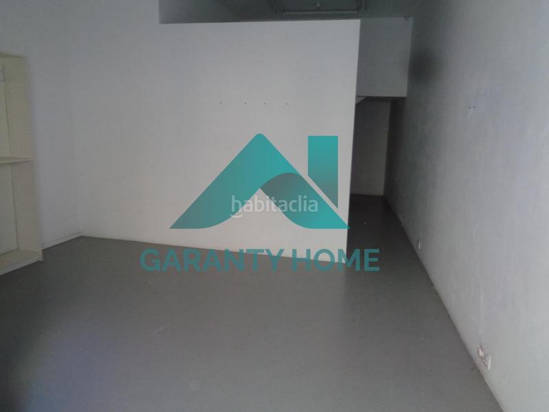 Foto 43c2452f-9f5e-455e-a3cc-03c210f67ac0. Rent business premise in Casco Antiguo Cáceres