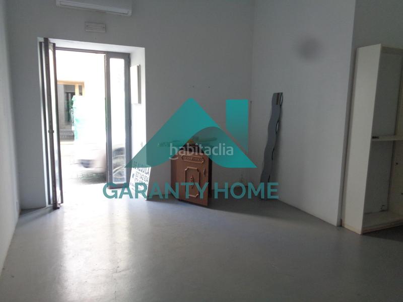 Foto ed6d2f27-b5f7-45d1-855c-527b4aa7dbd2. Rent business premise in Casco Antiguo Cáceres
