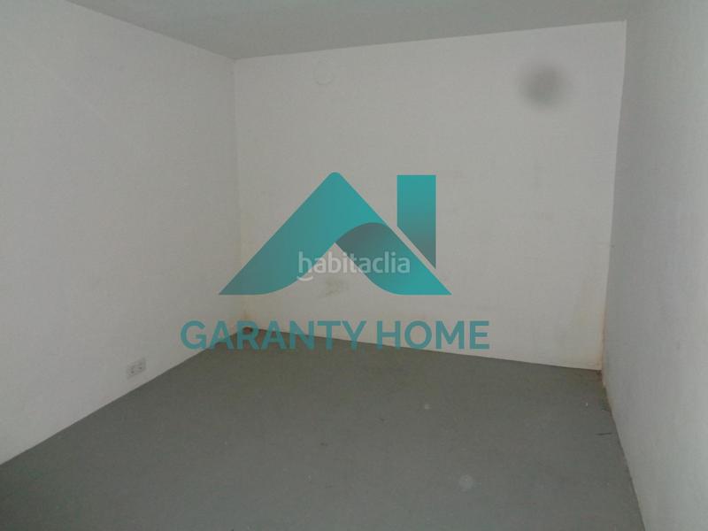 Foto f3fea903-f563-479d-8eba-52331110a64c. Rent business premise in Casco Antiguo Cáceres