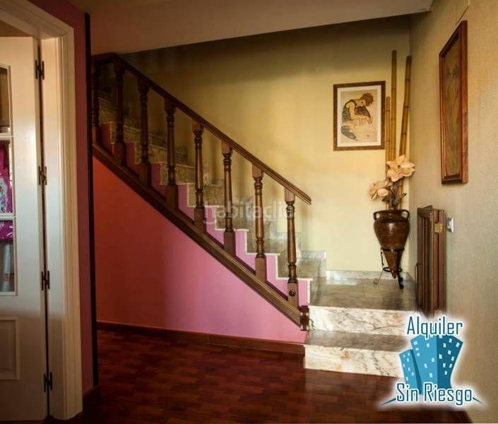 Foto 72375df6-6430-48f0-8275-ee478917bf46. Casa adosada se vende adosado totalmente reformado en residencial universidad en Cáceres