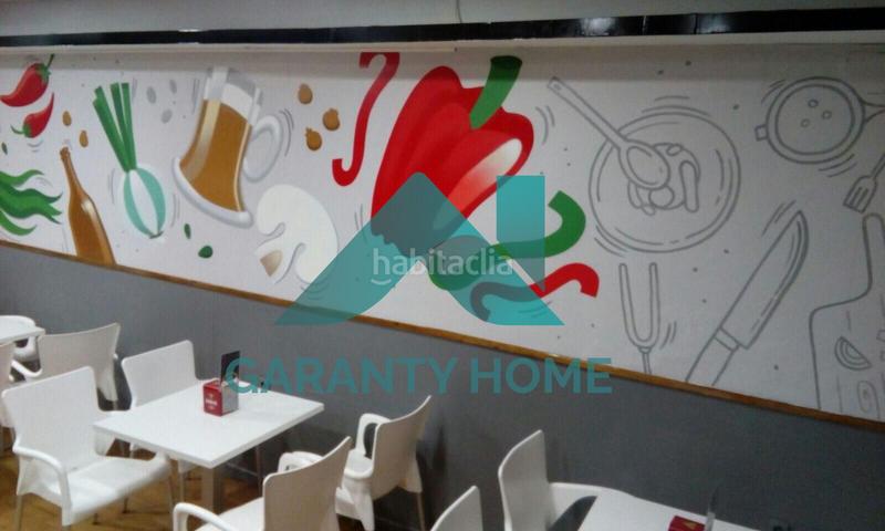 Foto 6de4b349-5812-46c1-b8a6-b62e21988d1f. Location local commercial dans Casco Antiguo Cáceres