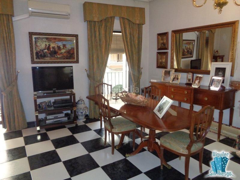 Foto 11ac4f43-573e-4b47-8f54-8875a6466733. Flat with heating in Casco Antiguo Cáceres