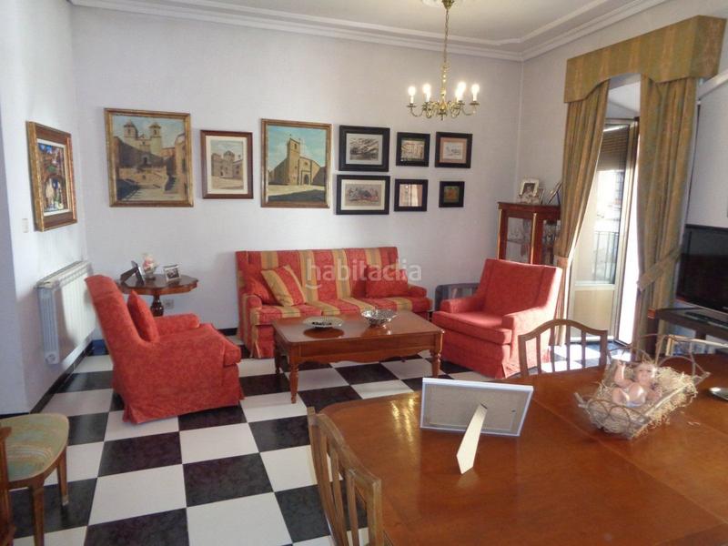 Foto 806a43c6-d932-4084-b876-0337ae27f182. Flat with heating in Casco Antiguo Cáceres