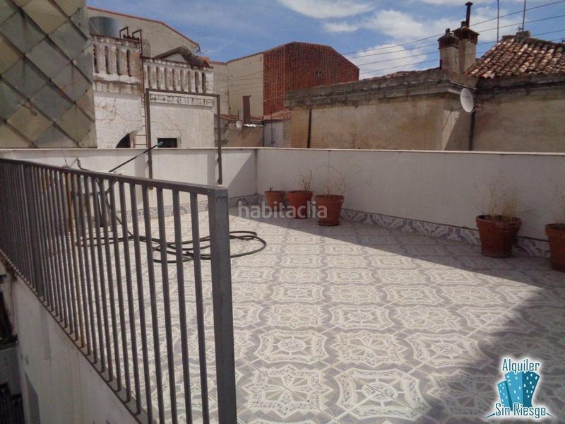Foto 86c959b1-510e-48d5-8211-a9d20af1a19b. Flat with heating in Casco Antiguo Cáceres