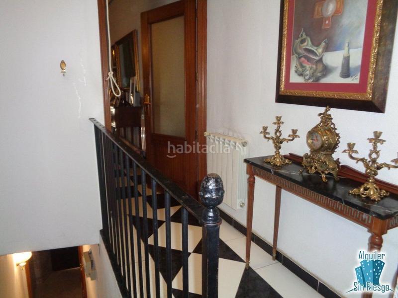 Foto a45f940f-50d7-46c5-a710-5a0510e550c6. Flat with heating in Casco Antiguo Cáceres