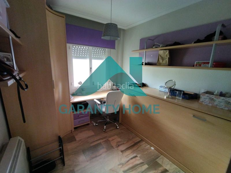 Foto 96c0cbf0-f510-4103-a2f3-e140324c802e. Apartament amb aparcament a Casco Antiguo Cáceres
