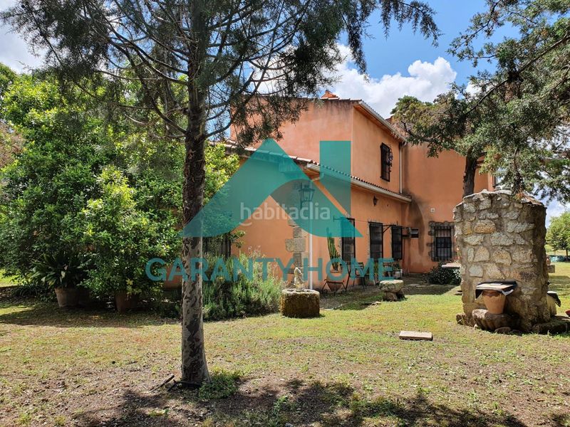 Foto 6aa21830-bd56-4da9-998e-16fd7dbc8bc0. Chalet se vende magnífico chalet con parcela en Arroyo de la Luz