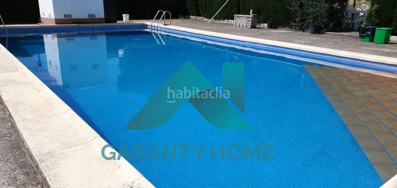 Foto 8ba02e67-b49f-4fe7-ad64-23f61fa9f097. Chalet se vende magnífico chalet con parcela en Arroyo de la Luz