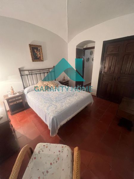 Foto d8fd2c9c-8a70-4499-895a-9ec96878a180. Chalet se vende magnífico chalet con parcela en Arroyo de la Luz