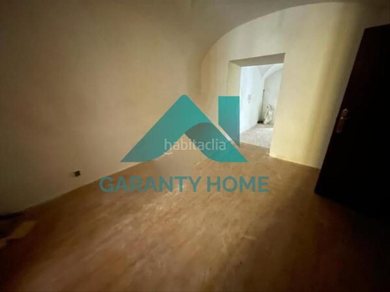 Foto 6f790c52-d7b0-4eb7-b8a0-4aa4bb735df6. Rent business premise in Casco Antiguo Cáceres