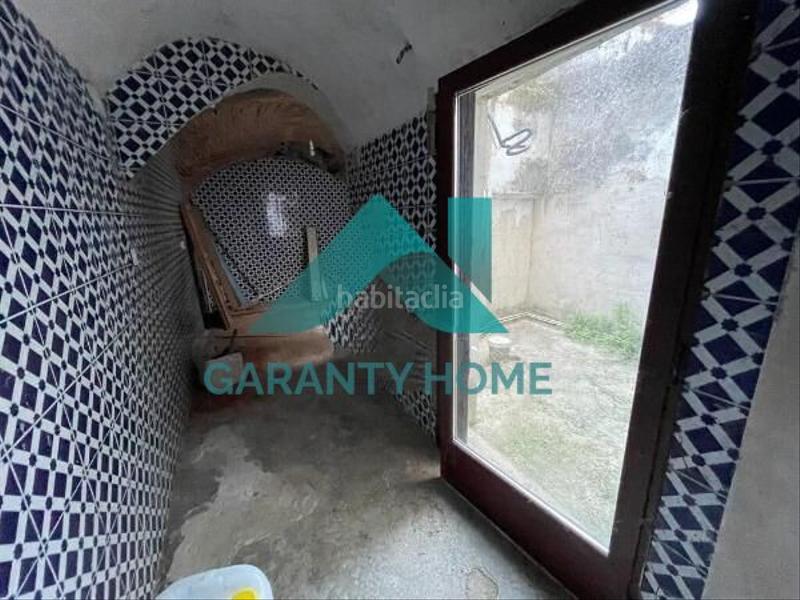 Foto c3402f5a-4e56-43ac-9536-a2fa96fdacf3. Rent business premise in Casco Antiguo Cáceres