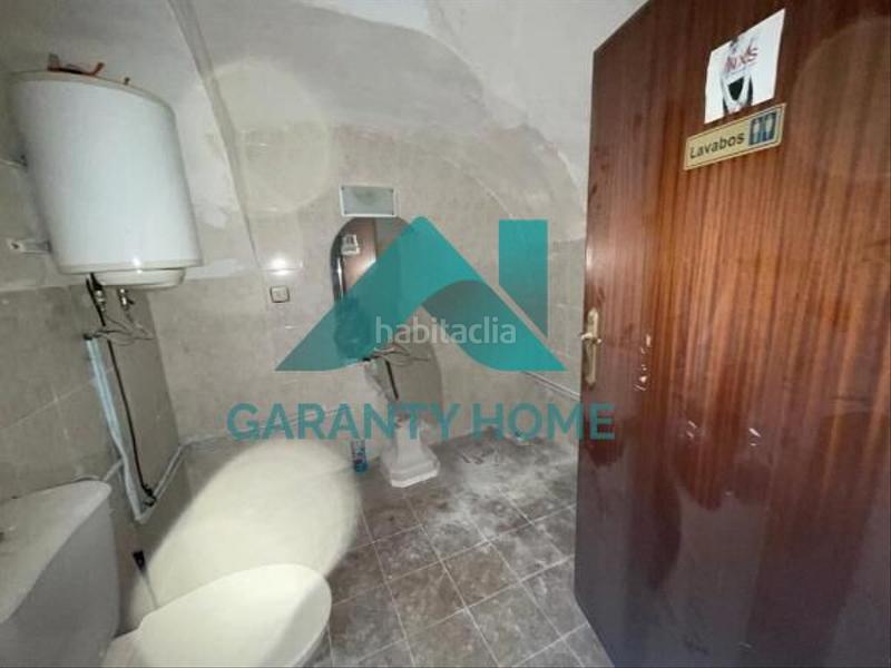 Foto e9790bf3-1cee-4f45-8eec-a3dc4223fe3a. Rent business premise in Casco Antiguo Cáceres