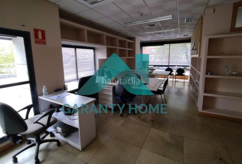 Foto 46999371-3f00-42f6-9c59-2b7b2c554288. Alquiler oficina se alquila despacho en zona Centro en Cáceres