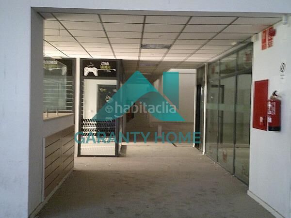 Foto ce3b37d9-f6ce-4aa7-a471-f0525df3bec3. Lloguer nau industrial a Zona Norte - Hospital - Urbanizaciones Plasencia