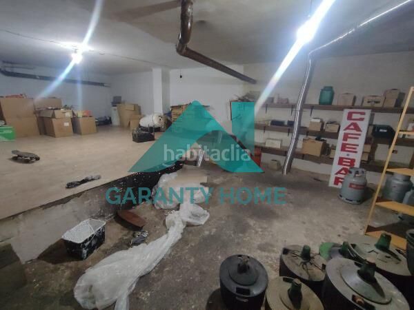 Foto 54272f9d-a6b7-4d79-be96-668e81c6c9b3. Local comercial a Centro Cáceres