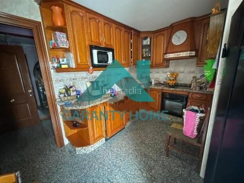 Foto 3336f05e-84b1-47bf-b8f0-a14e1c9993e8. Casa con riscaldamento parcheggio in Casco Antiguo Cáceres