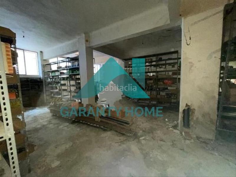 Foto c4de513c-36bc-4dd1-9627-a727cb8a898c. Lloguer local comercial a Centro Cáceres