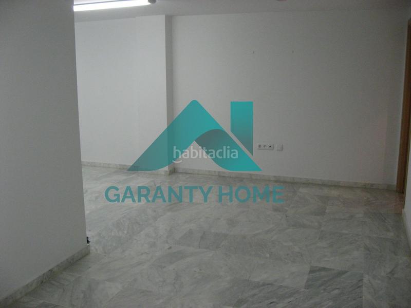 Foto fbde4cec-415a-469c-aa3c-6e568449ddae. Miete büro mit heizung in Centro Cáceres