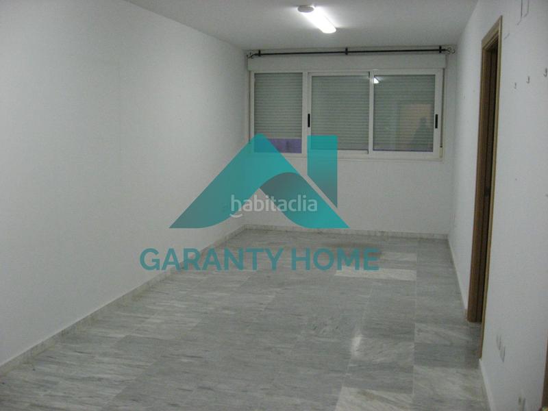 Foto 1c4ef848-0dbe-4b0a-bc78-c7954e8426cb. Rent office space with heating in Centro Cáceres