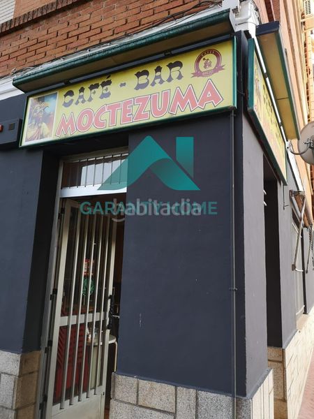 Foto d7012cfe-76c9-472b-bda2-1a407a83e63e. Local comercial a Centro Cáceres
