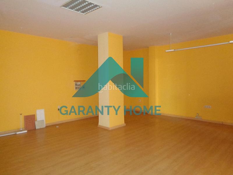 Foto d206bf23-0f40-4be2-8eeb-e1113db4e48d. Affitto locale commerciale in Centro Cáceres