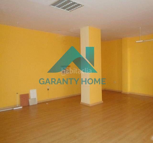 Foto f8b54dc7-ab49-4b6a-b0b8-d7b9afa79ea5. Lloguer local comercial a Centro Cáceres