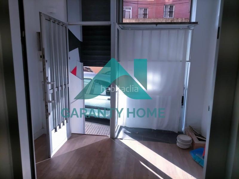 Foto 3000fd1b-8835-4ff5-8b26-efac4e4aa9ff. Alquiler local comercial se alquila local comercial en zona calle argentina en Cáceres