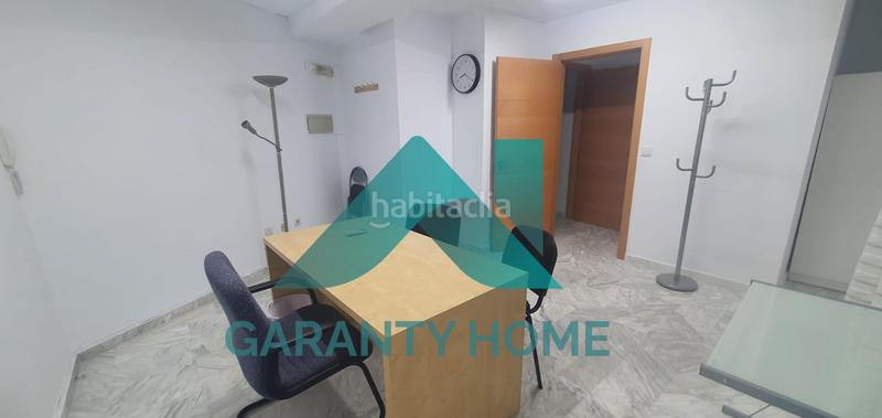 Foto 5d3cba74-523b-42ee-ad71-a3a7b1523863. Miete büro in Casco Antiguo Cáceres