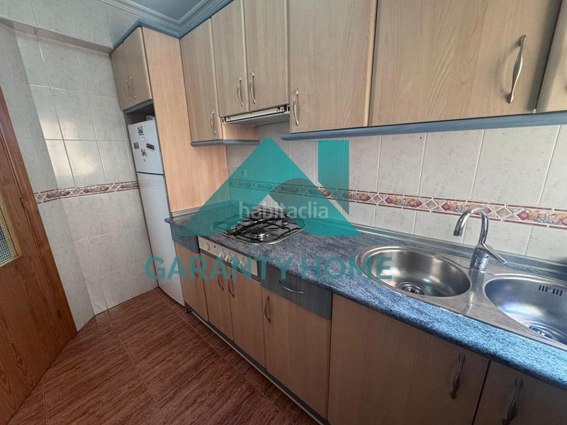 Foto eadb4d33-9916-4b2a-acba-64a3fe337fa4. Location appartement dans Centro Cáceres