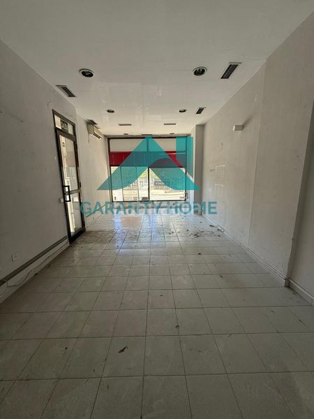Foto d56ea114-d5a5-4c7b-8f72-b86ee3577b14. Local comercial a Centro Cáceres