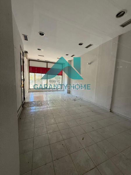 Foto d72e711b-0028-4d99-a278-99e635a21d41. Local comercial a Centro Cáceres