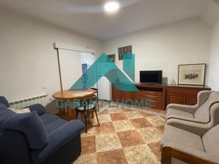 Location Appartement à Casco Antiguo. Se alquila apartamento reformado  zona plaza de toros, cáceres