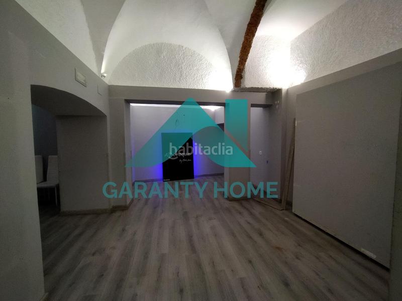 Foto 61425527-adc7-48ed-a89c-b6ce4305f1e4. Lloguer local comercial a Casco Antiguo Cáceres