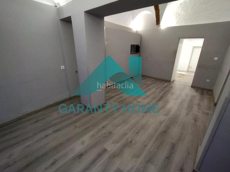 Foto 8c611ab6-85f8-4bf7-8f4a-96e165c89b8b. Rent business premise in Casco Antiguo Cáceres