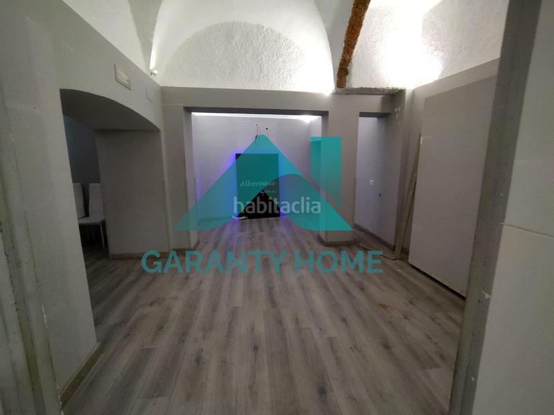 Foto c4491a75-639b-4d8c-b954-cf0963b5037b. Rent business premise in Casco Antiguo Cáceres