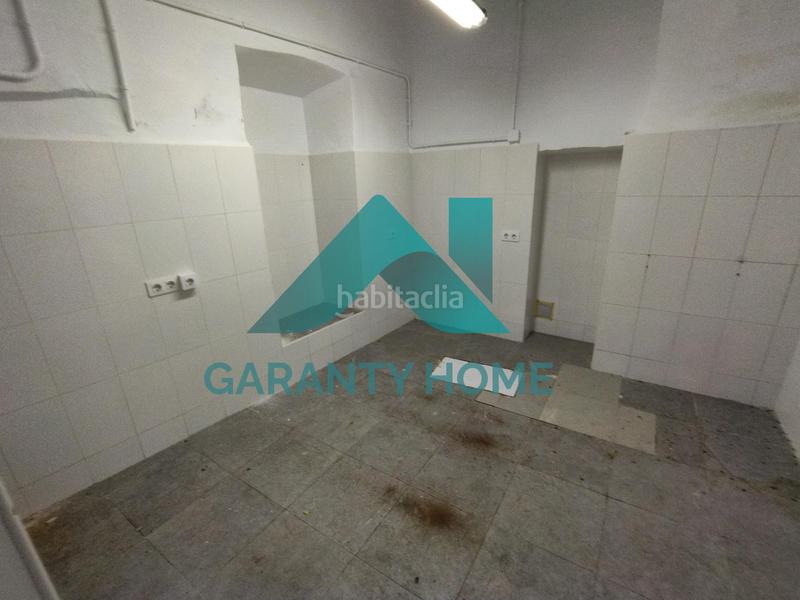 Foto e162c026-9fb3-4ea5-851a-44bd79054572. Rent business premise in Casco Antiguo Cáceres