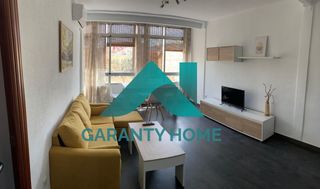 Rent Flat in Nuevo Cáceres. Piso reformado en alquiler  zona cervantes, cáceres