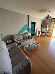 Miete Etagenwohnung in Centro. Se alquila piso para estudiantes en el centro!