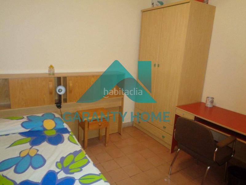 Foto 4eaeb23d-b779-40ba-976e-4901a5f3e0ac. Alquiler piso  para estudiantes en pleno centro en Cáceres