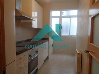 Location Appartement à Casco Antiguo. Se alquila piso reformado en pleno centro