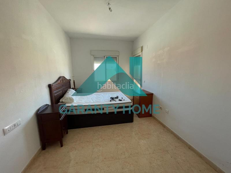 Foto cb7f3ee9-d6e6-473c-9c2e-f35bc2023c89. Rent semi detached house with heating parking in Casco Antiguo Cáceres