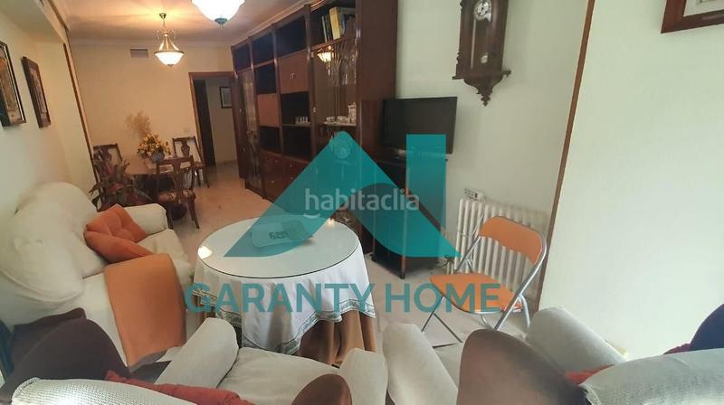Foto f25742e6-661a-45f9-b36a-f14a85130b36. Alquiler piso se alquila piso en zona antonio hurtado céntrico y funcional en Cáceres