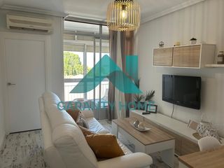 Lloguer Pis a Montesol - Mejostilla. Se alquila piso en zona pinilla