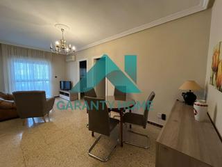 Location Appartement à Centro. Se alquila piso amueblado en pleno centro