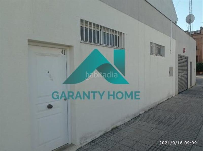 Foto ecb5f9ec-28ab-4086-91da-cf14e11836e2. Rent business premise in nuevo Cáceres Cáceres